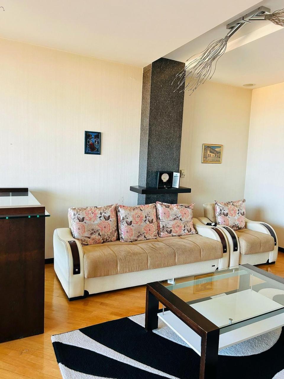 Sunday Hotel Baku Eksteriør billede