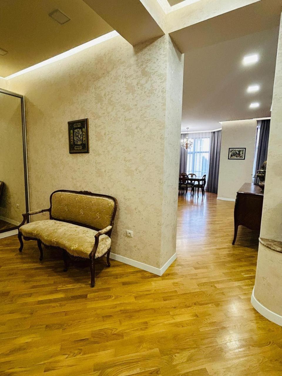 Sunday Hotel Baku Eksteriør billede